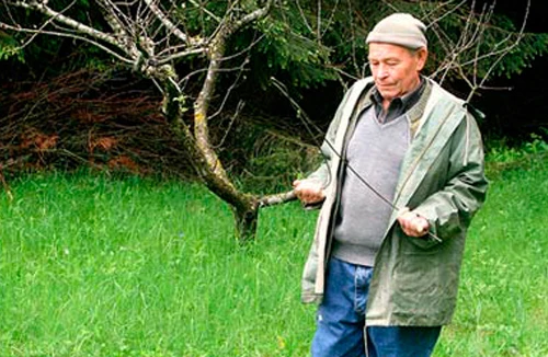 Nhìn xuyên lòng đất, dò tìm mạch nước