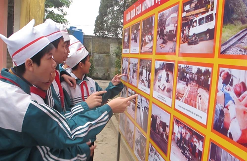 Phòng tránh tai nạn đường sắt cho học sinh