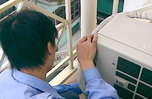 Dịch vụ bảo dưỡng, lắp đặt đồ điện lạnh tại nhà: Tiện nhiều, rủi ro cũng không ít