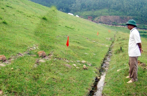 Nơm nớp lo hồ vỡ