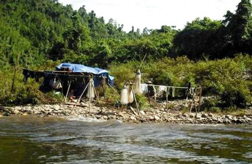 Thị trấn lưng chừng trời