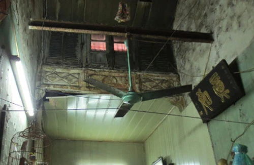 Nhà cổ Hà Nội mòn mỏi chờ cơ chế