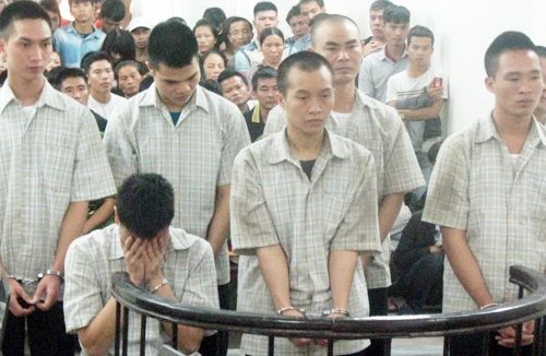 Tuyên án nhóm côn đồ “tập kích” trên đê