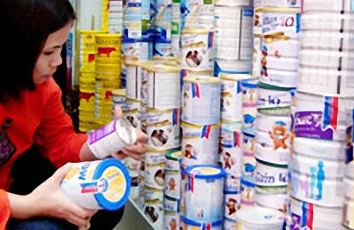 Giá sữa lại tăng 