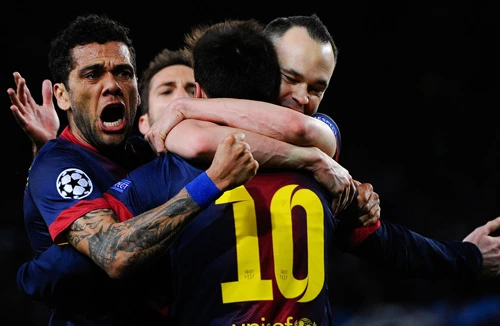 Chưa thể ngăn cản Tiqui-Taca 