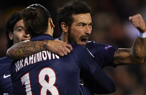 Mạnh vì gạo, bạo vì tiền