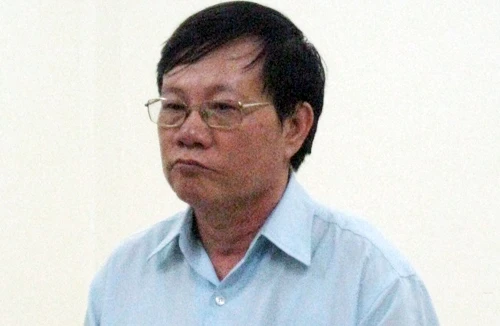 Một Tổng giám đốc “ngã ngựa” vì tiền “bôi trơn”