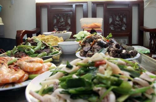 Ăn uống điều độ để phòng tránh bệnh gout