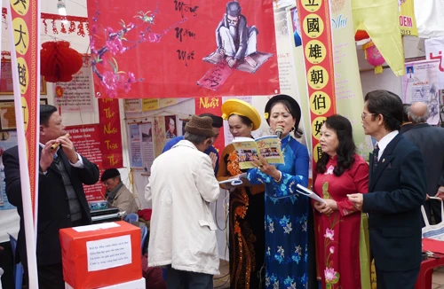 Ngày thơ Việt Nam: Tuổi trẻ và tình yêu Tổ quốc