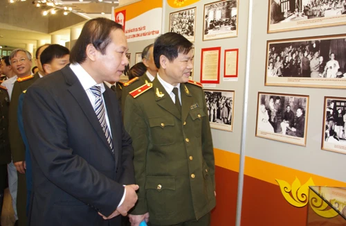  Thiết thực phục vụ đợt sinh hoạt chính trị sâu sắc