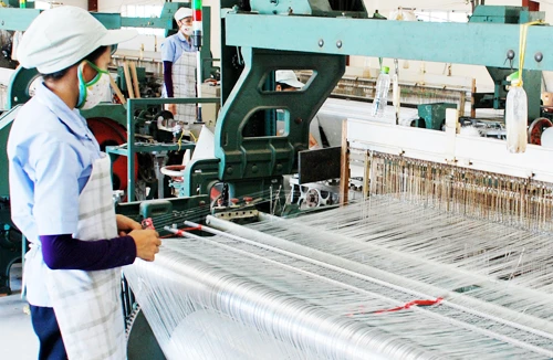 Thu ngân sách 2013 vẫn khó khăn