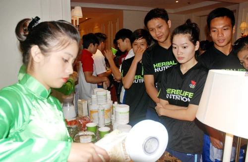 Herbalife tài trợ dinh dưỡng cho VĐV dự SEA Games 27