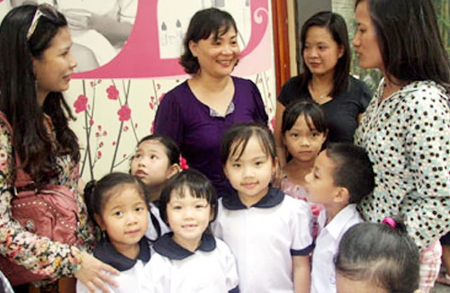 Mặt trái của sổ liên lạc điện tử