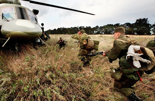 Nga bất ngờ tập trận quy mô lớn 