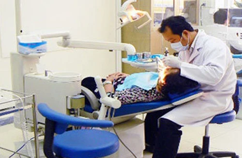 Chuốc bệnh trào lưu... rửng mỡ