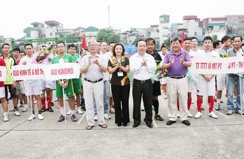 Đương kim vô địch Báo ANTĐ thắng trận đầu ra quân