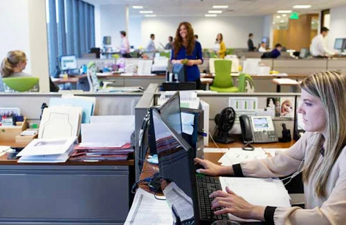 Brazil buộc 464 quan chức trả lại “lương khủng”