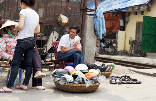 Không đẩy phần khó cho dân