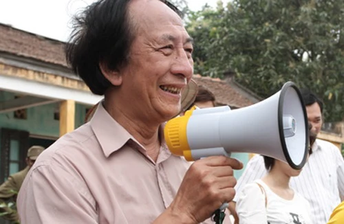 Điện ảnh phải là ngành công nghiệp đặc biệt