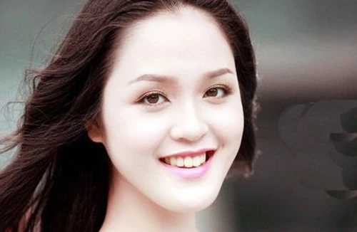 Á hậu Hoàng Anh chia sẻ hành trình thú vị