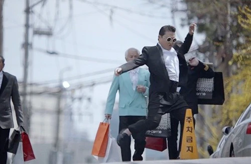 Sản phẩm mới của anh chàng “Gangnam Style” bị cấm
