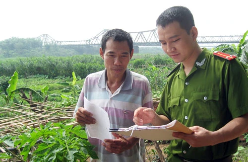 Niềm vui của những người “cắm sào giữa nước”