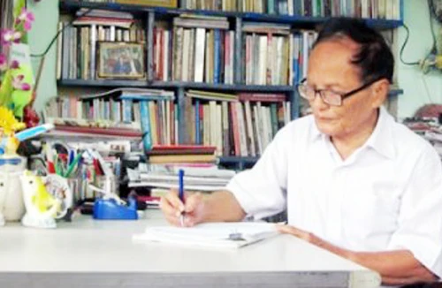 Nhà thơ Giang Nam và sự thật về “cô du kích”