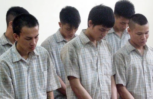 Vác kiếm đi đòi nợ bị “băm” nát người