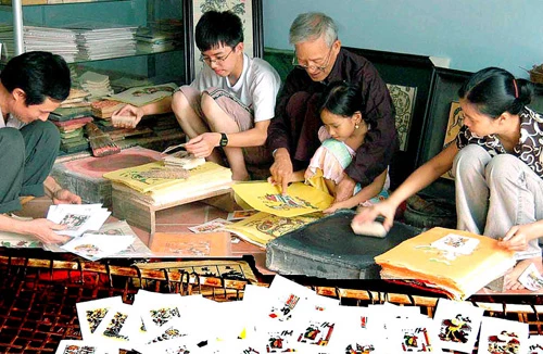 Ngày Người cao tuổi Việt Nam 1-10: Cô đơn trong xã hội hiện đại