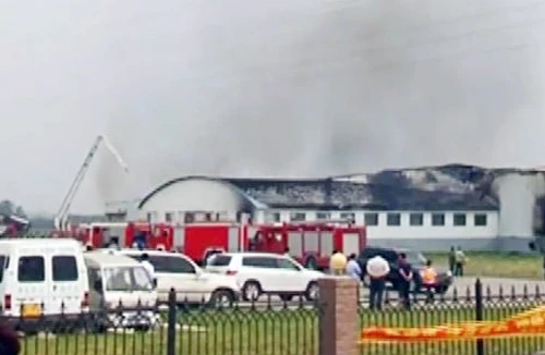 Cháy lò mổ gia cầm, ít nhất 119 người thiệt mạng