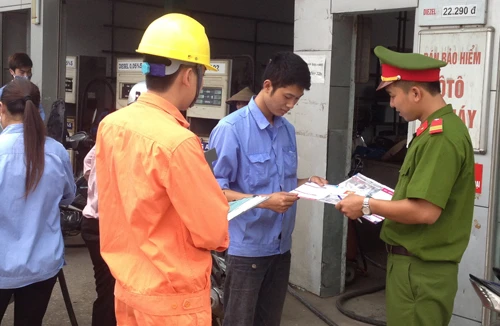 Thành lập “Cụm dân cư an toàn về PCCC” thị trấn Văn Điển