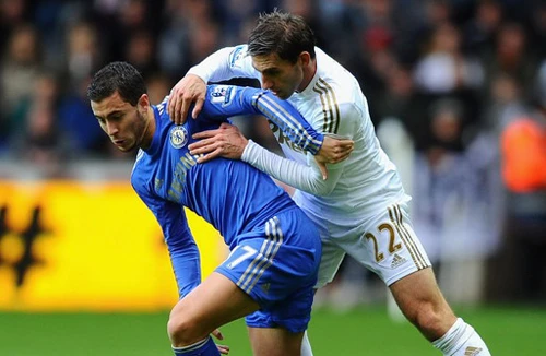 Chelsea: Nguy cơ trắng tay 