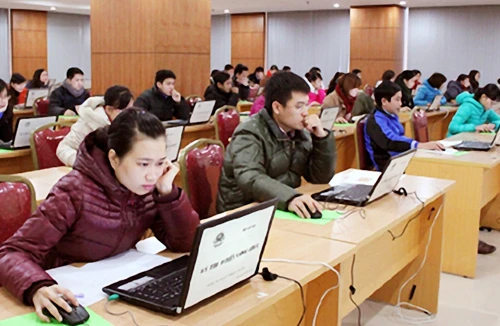 Hà Nội sẽ thi tuyển lãnh đạo trong năm 2013 