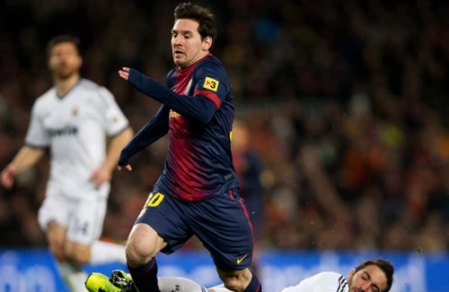 Không dồn hết sức cho trận siêu kinh điển