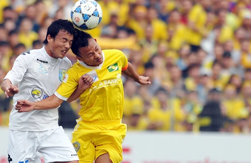 SLNA gặp Hà Nội T&T: Sức nóng bao trùm