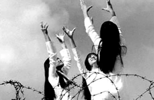 Nhạc sĩ Trương Quốc Khánh: “Hát trong làn khói đạn”