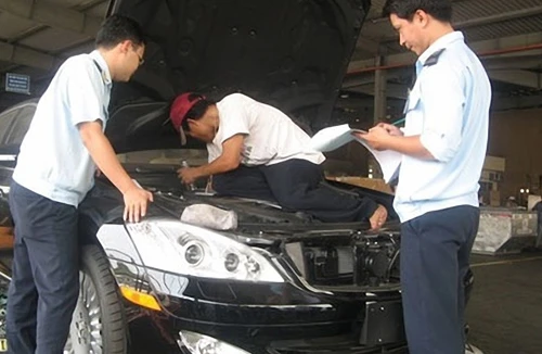 Nhập khẩu mất cân đối