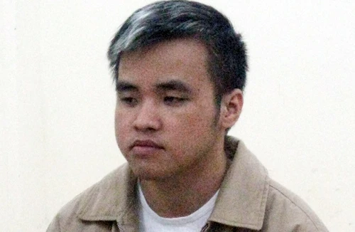 Mẹ tung, con hứng “kiếm” cả tỷ đồng