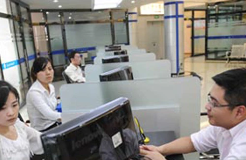 Nở rộ vay tiền qua mạng