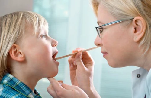 Lưu ý khi phẫu thuật amidan