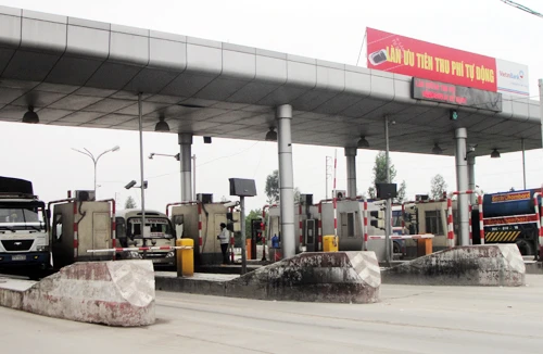 Doanh nghiệp vận tải ngồi trên “đống lửa”