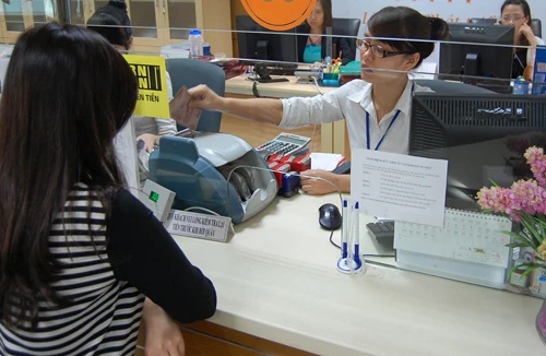 Lợi nhuận ngân hàng hết thời lãi khủng