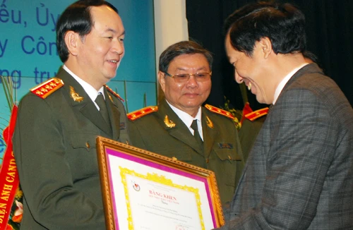 Xứng đáng là chiến sĩ xung kích trên mặt trận văn hóa tư tưởng