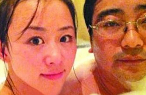 Quan tham vung tay nuôi bồ nhí