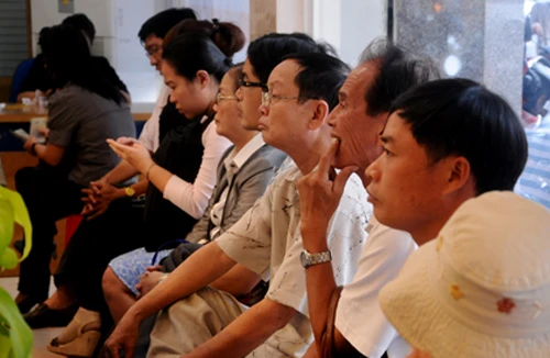 Vàng chảy đi đâu? 