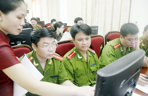 Khai giảng lớp đào tạo tin học cho lực lượng CSKV