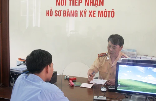 Đơn giản thủ tục sang tên, chuyển quyền sở hữu phương tiện