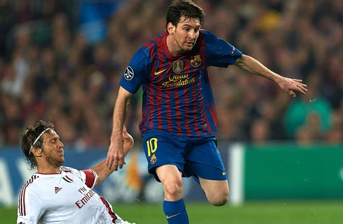 Trông vào lịch sử