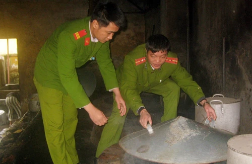 Chống rét ở chốn… “không ai muốn vào”