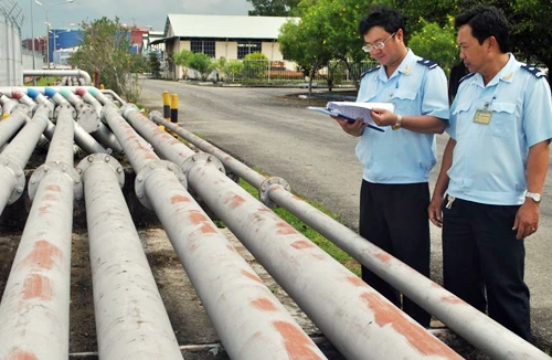 Giá xăng có cơ hội giảm tiếp